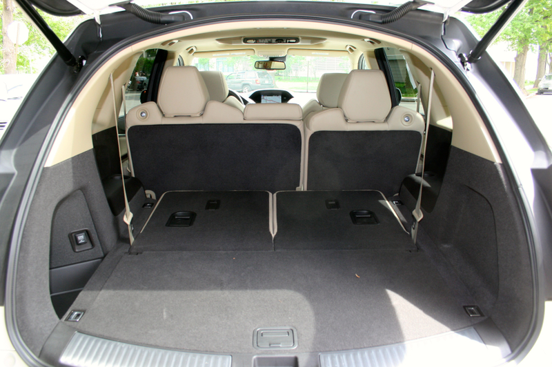 Illustration for article titled 2014 Acura MDX SH-AWD: The Truck Yeah! Review